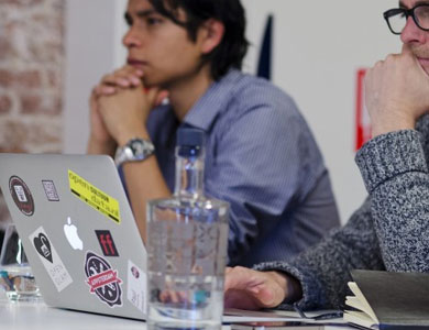 在线协作平台的短信免费轰炸网页入口